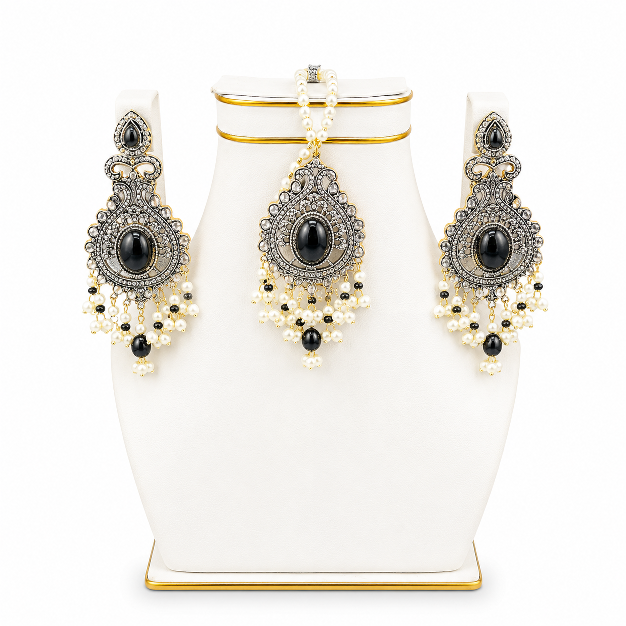 Black Onyx Antique Pendant, Earrings & Tikka Set