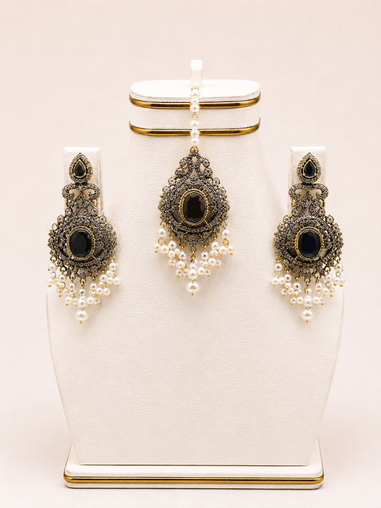 Jet Black Antique Pendant Set (Style II)