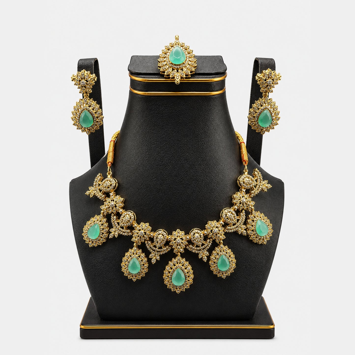 Emerald Bloom Choker